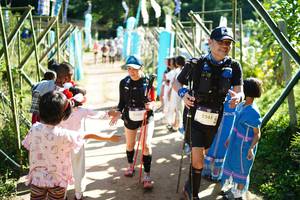 BIB: 2242, 2245
                            <button type="button" onclick="openModal(19072440)" class="btn btn-primary btn-sm float-right btn-popup" data-toggle="modal" data-target=".modal-high-quality">
                        <i class="fas fa-shopping-cart"></i> Add to Cart
                    </button>
                                            <button type="button" onclick="isThisMe(19072440, true)" class="btn btn-success btn-sm float-right btn-popup btn-isme hidden" data-toggle="tooltip" data-placement="bottom" title="นี่คือรูปของคุณใช่ไหม คลิกที่นี่เพื่อเอาเข้าอัลบั้ม">
                        <i class="fas fa-plus"></i> Add to album
                    </button>
                    <button type="button" onclick="isThisMe(19072440, false)" class="btn btn-warning btn-sm float-right btn-popup btn-isnotme hidden">
                        <i class="fas fa-ban"></i> Remove from album
                    </button>